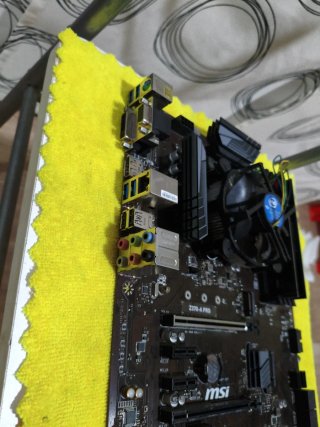 Lote CPU i5, Placa Base MSI y RAM