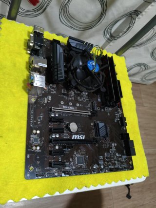 Lote CPU i5, Placa Base MSI y RAM