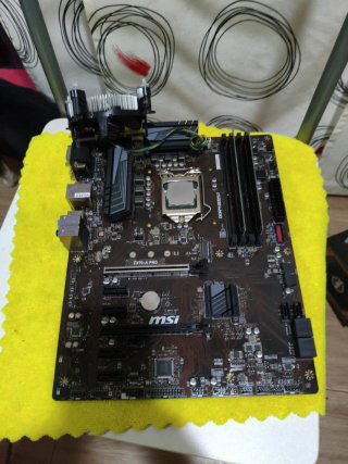 Lote CPU i5, Placa Base MSI y RAM