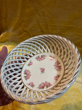 Cesta calada Herend porcelana