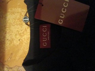 Maglia Gucci nera con strisce rosse e verdi