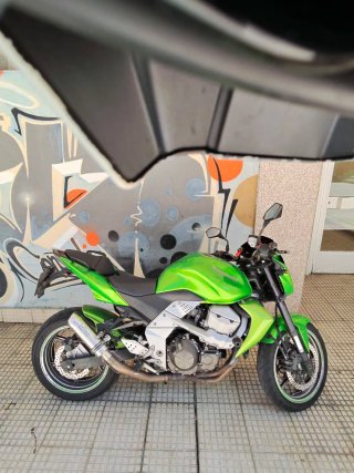 Kawasaki Z750 Verde/Plata