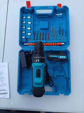 Taladro Percutor Inalámbrico con Accesorios