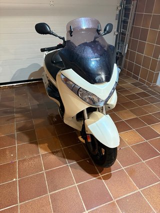 Suzuki Burgman 125 Executive