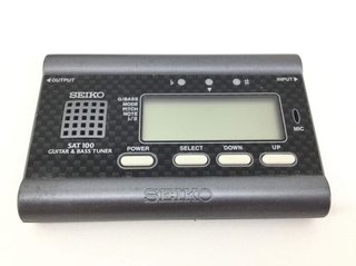 Afinador Seiko SAT 100 Guitarra y Bajo