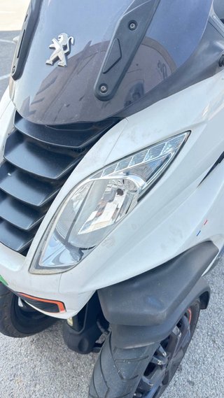 Peugeot Metropolis 400i RS Blanca