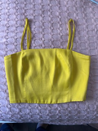 Top amarillo tirantes