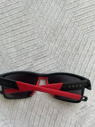 Gafas de sol Orao negras y rojas
