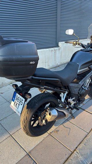 Honda CB500X Adventure Negra