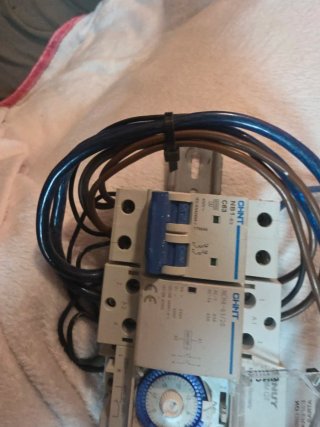 Cuadro Eléctrico CHNT con Temporizador