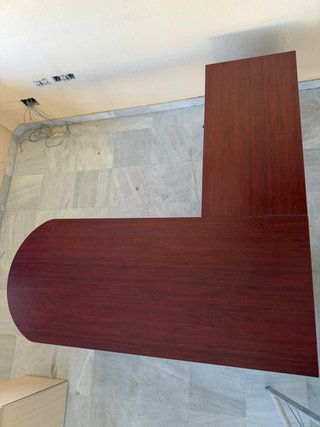 Mesa de oficina angular caoba