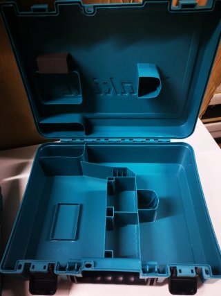 2 maletines makita para taladro o atornillador