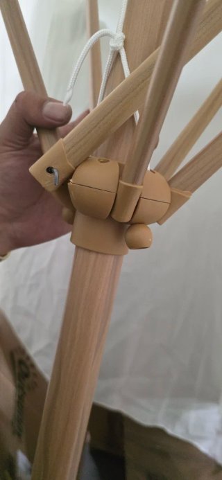 Ombrellone da esterno in rattan e legno