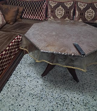Sofá marroquí beige y marrón