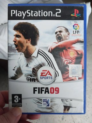 Videojuego FIFA 09 para PS2 en perfecto estado.
