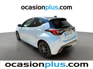 Toyota Yaris 1.5 120H Style Plus 85 kW (116 CV)