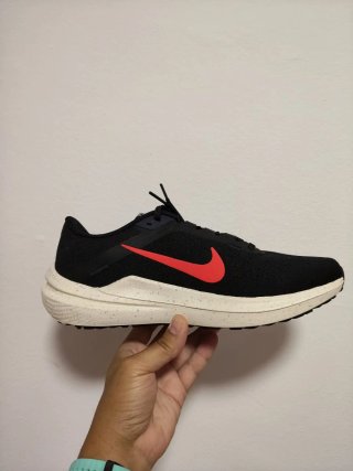 T42,5 Nike Air Winflo 10