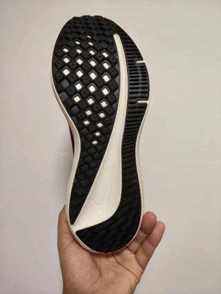 T42,5 Nike Air Winflo 10