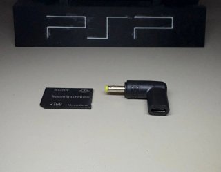 Sony PSP 2004 Negra En Muy Buen Estado + Adaptador