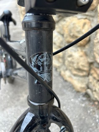Bicicleta BMX Monty Negra y Roja