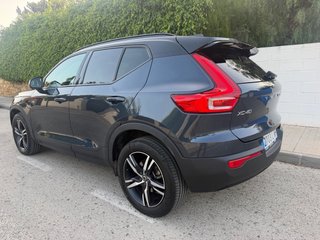 Volvo XC40 B4 197cv ECO 2021 R-Design