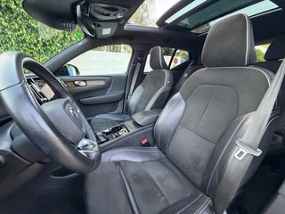 Volvo XC40 B4 197cv ECO 2021 R-Design