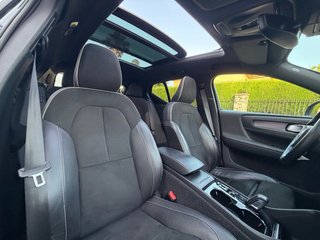 Volvo XC40 B4 197cv ECO 2021 R-Design