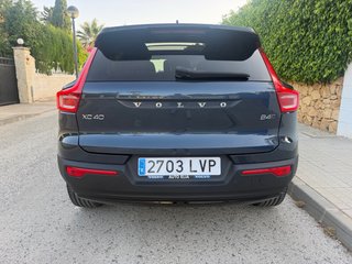 Volvo XC40 B4 197cv ECO 2021 R-Design