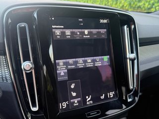 Volvo XC40 B4 197cv ECO 2021 R-Design
