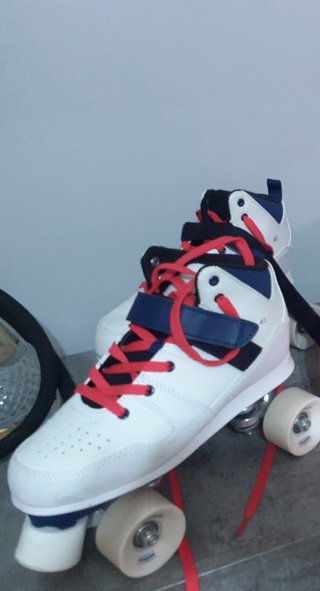 Patines blancos talla 39