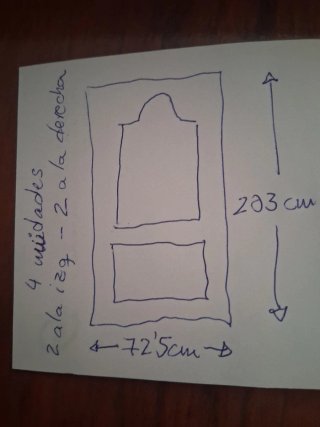 Puerta interior madera oscura