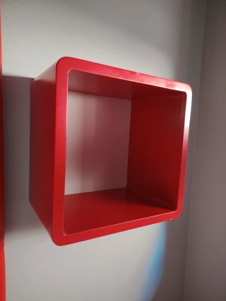 Estantes cubo rojos 30x20x30cm