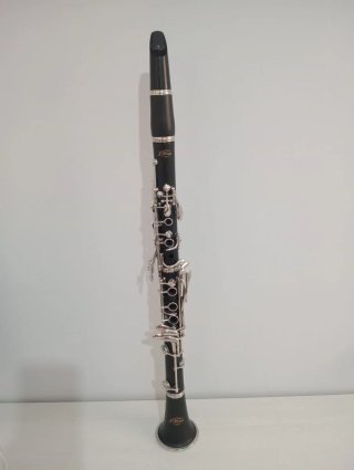 Clarinete J. Michael CL360