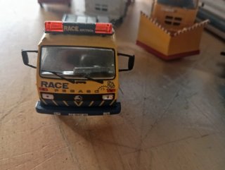 Camión grúa escala 1:43