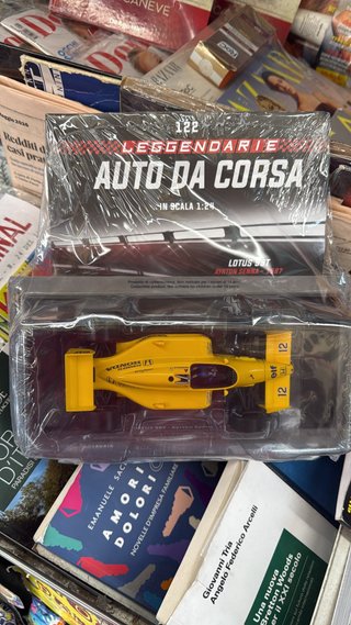 Lotus 99T Ayrton Senna 1987 Scala 1:24