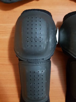 Set protezioni moto Dainese