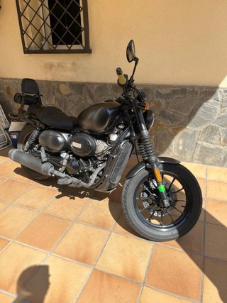 Hyosung GV300S
