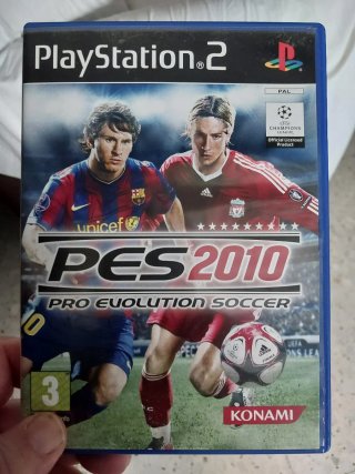 Videojuego PES 2010 para PS2 en perfecto estado.