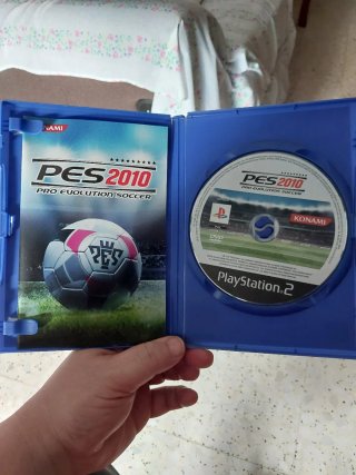 Videojuego PES 2010 para PS2 en perfecto estado.