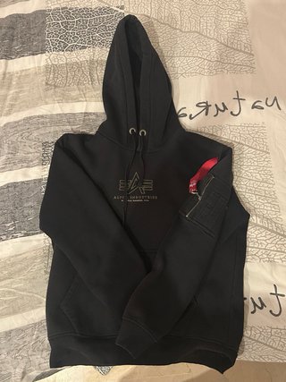 Sudaderas y zapatillas