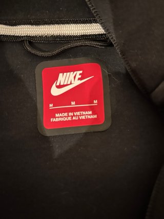 Sudaderas y zapatillas