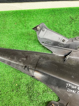 Tapa Lateral Izquierda Yamaha TMAX 500 (08-11)