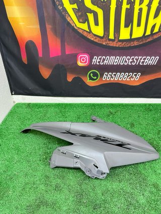 Tapa Lateral Izquierda Yamaha TMAX 500 (08-11)