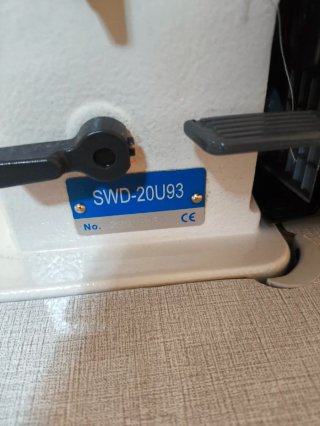 Máquina de coser semi industrial SWD-20U93