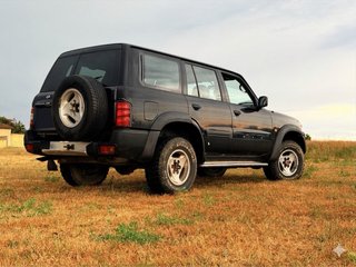 Nissan Patrol GR Y61