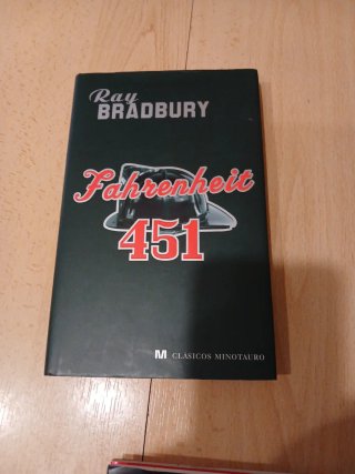 Ray Bradbury