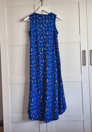 Dolores Promesas. Vestido asimétrico. Talla S