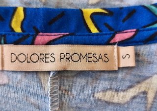 Dolores Promesas. Vestido asimétrico. Talla S