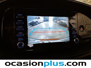Toyota Aygo 1.0 70 x-play 53 kW (72 CV)