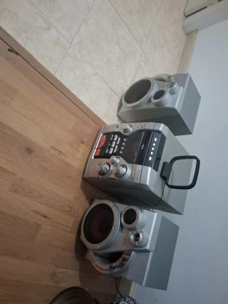 Minicadena AIWA Plata + Casetes
